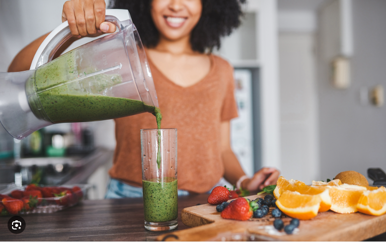 How to Make Smoothie in Blender: A Beginner’s Guide