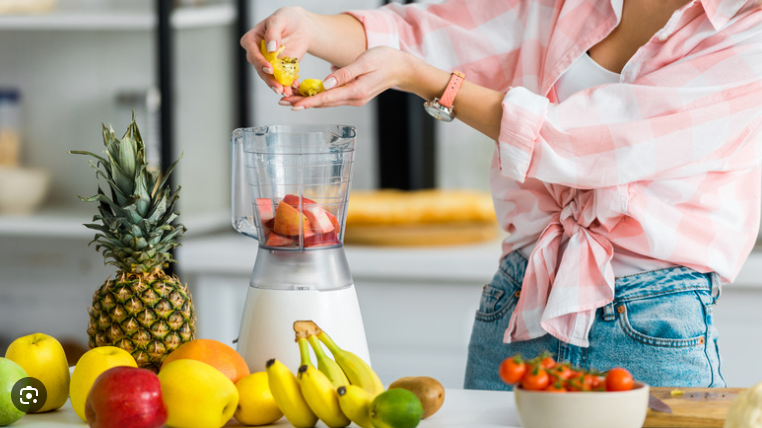 How to Make Juice in Blender: A Beginner’s Guide